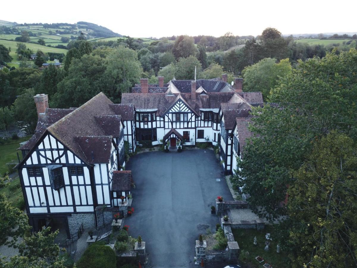 Caer Beris Manor House B&B Builth Wells Extérieur photo